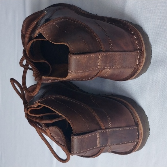 Teva Mush Brown Leather Chukka Boots Size 9 main image 6